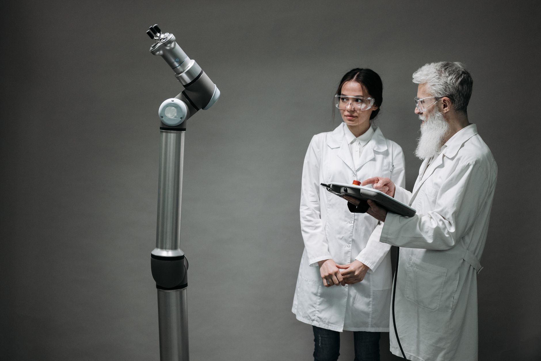 effects of AI on workers